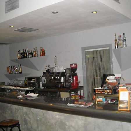 Hostal La Ponderosa Sancti Spíritus Екстериор снимка