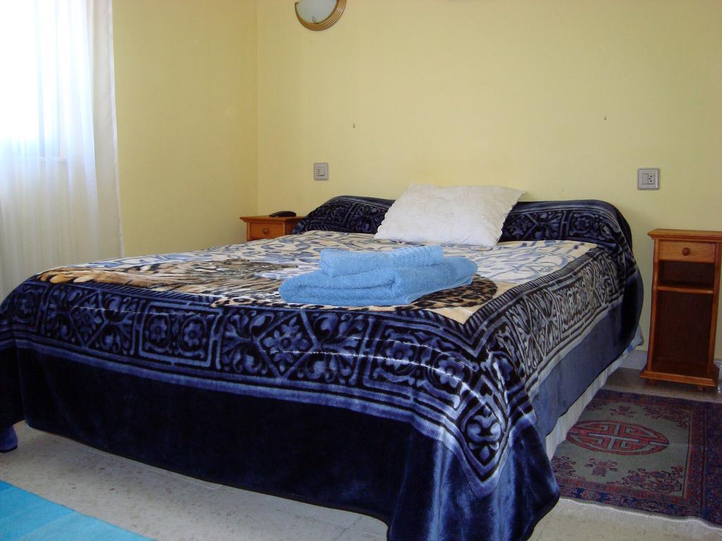 Hostal La Ponderosa Sancti Spíritus Стая снимка