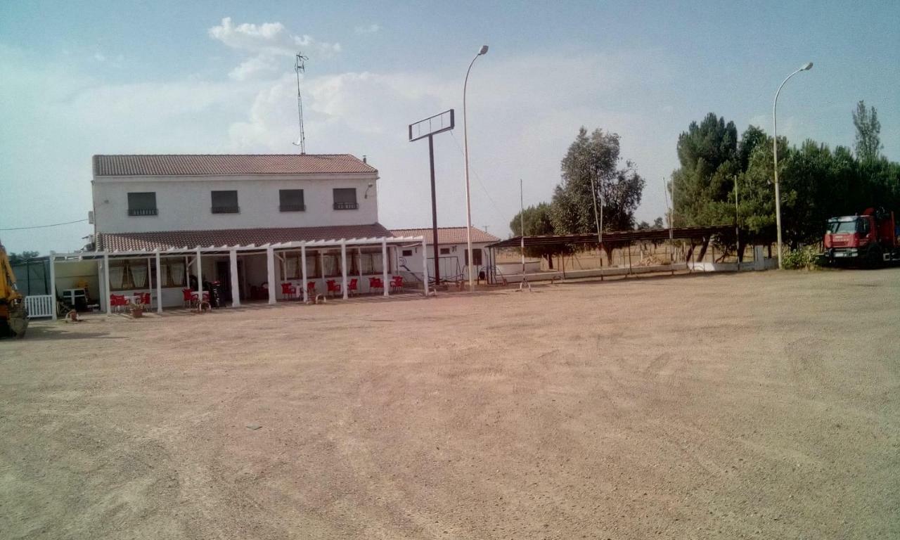 Hostal La Ponderosa Sancti Spíritus Екстериор снимка